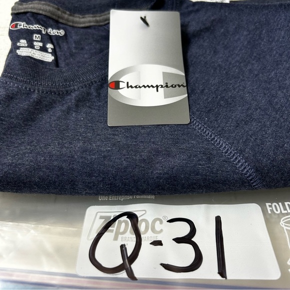 Men’s Champion T-shirt Short Sleeve Blue Size Medium NWT - Picture 6 of 6